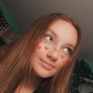 Meet your Posher, Elise